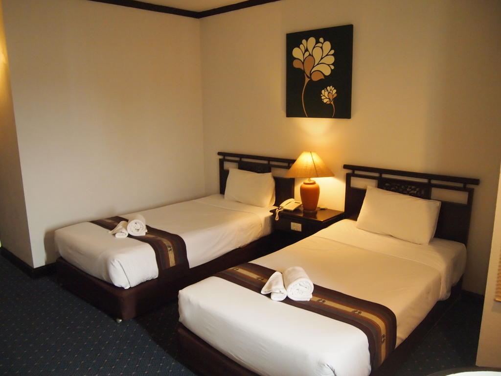 Thapaeplacehotel شيانغ ماي الغرفة الصورة